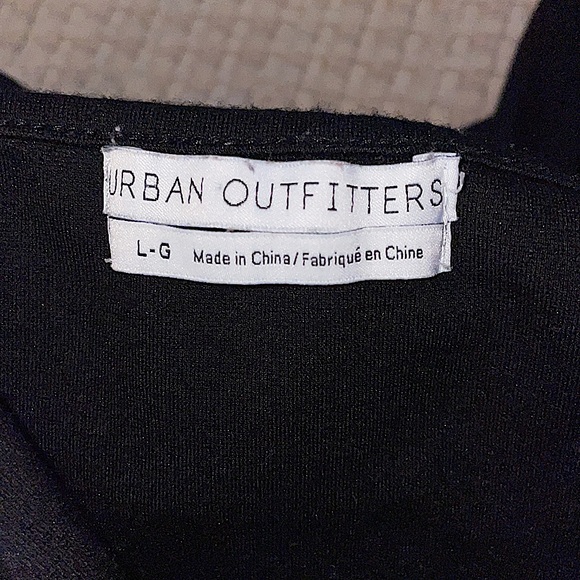 urban outfitters top w cut out - Picture 3 of 4